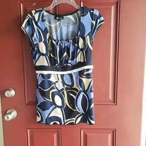 Women's AB Studio Top Size Large.